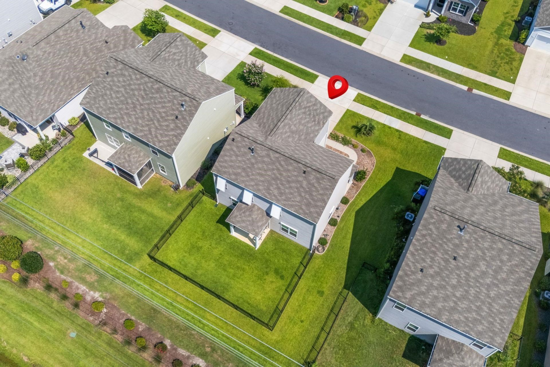 2865 Pegasus Place Photo 6