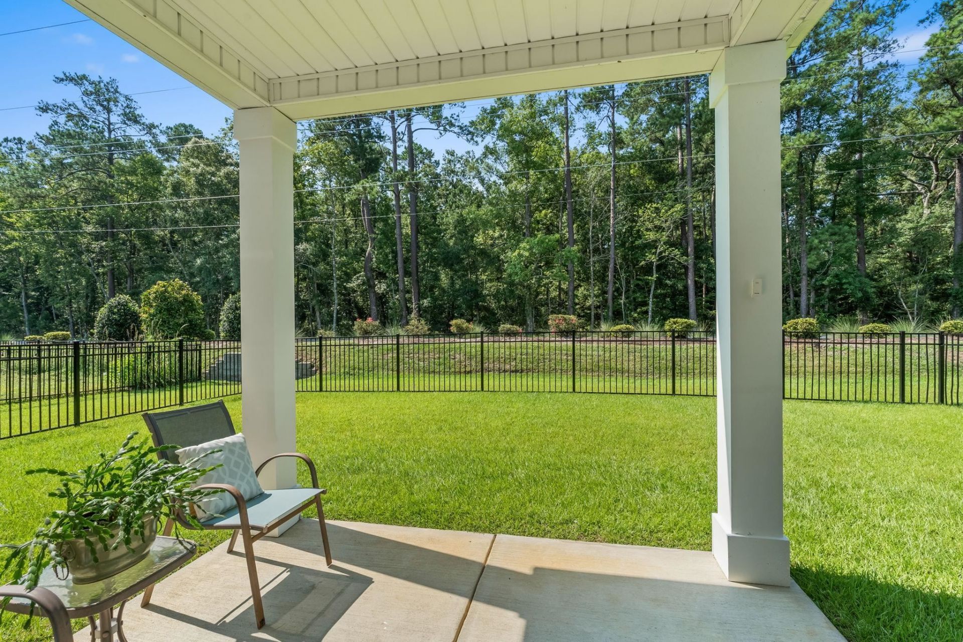 2865 Pegasus Place Photo 7