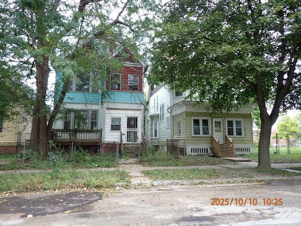 2734 N 10th STREET, Unit 2736, Milwaukee, WI 53206