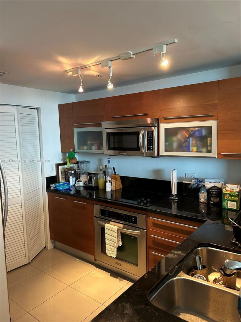 244 Biscayne Blvd , Unit 3106, Miami, FL 33132 Photo