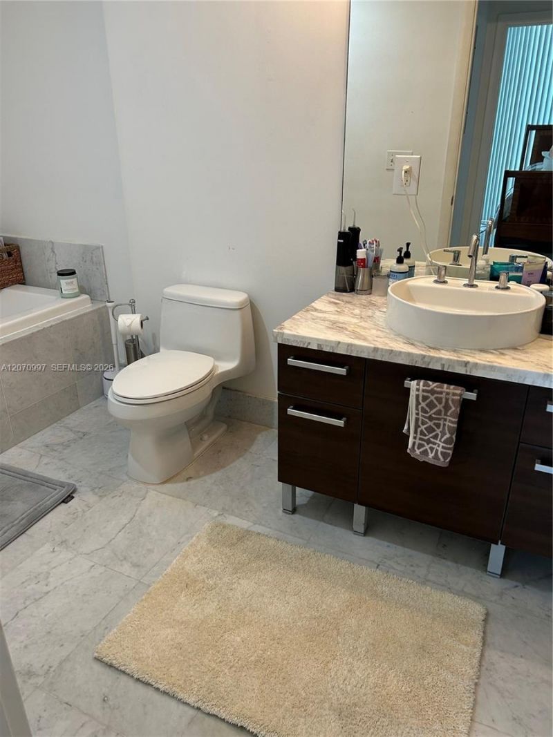244 Biscayne Blvd , Unit 3106, Miami, FL 33132 Photo
