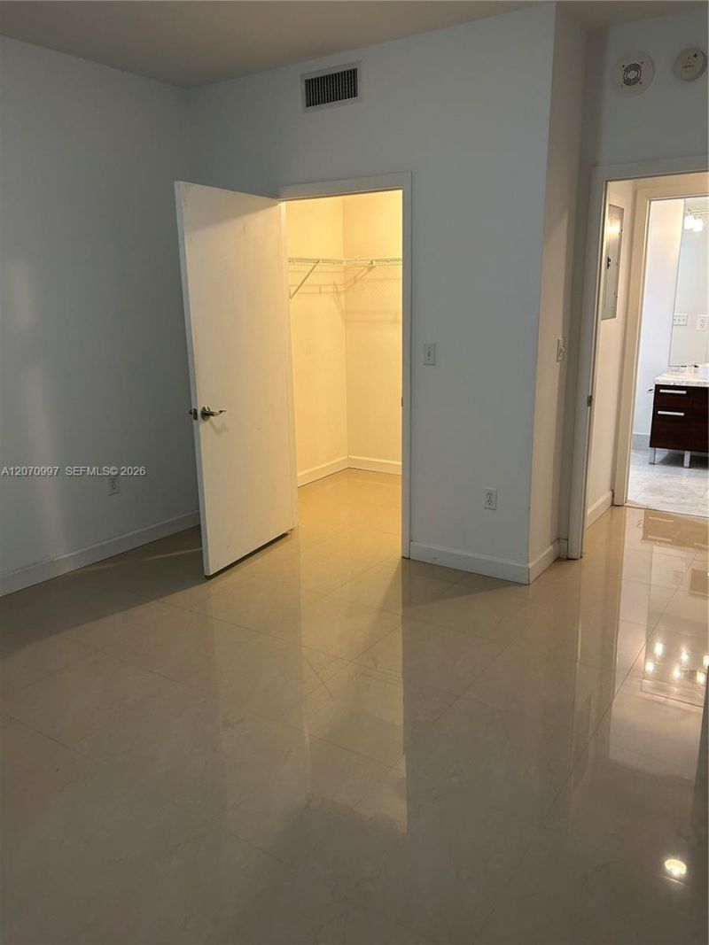 244 Biscayne Blvd, Unit 3106, Miami, FL 33132 Photo