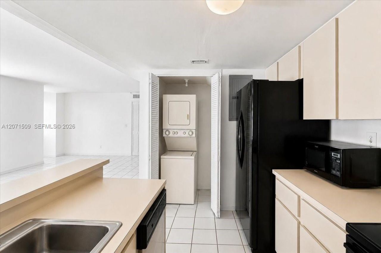 6870 SW 45th Ln , Unit 230, Miami, FL 33155 Photo