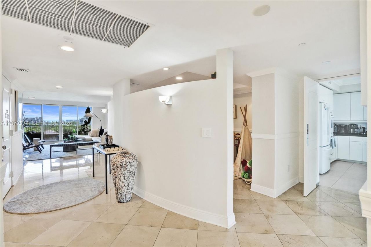 765 Crandon Blvd , Unit 603, Key Biscayne, FL 33149 Photo