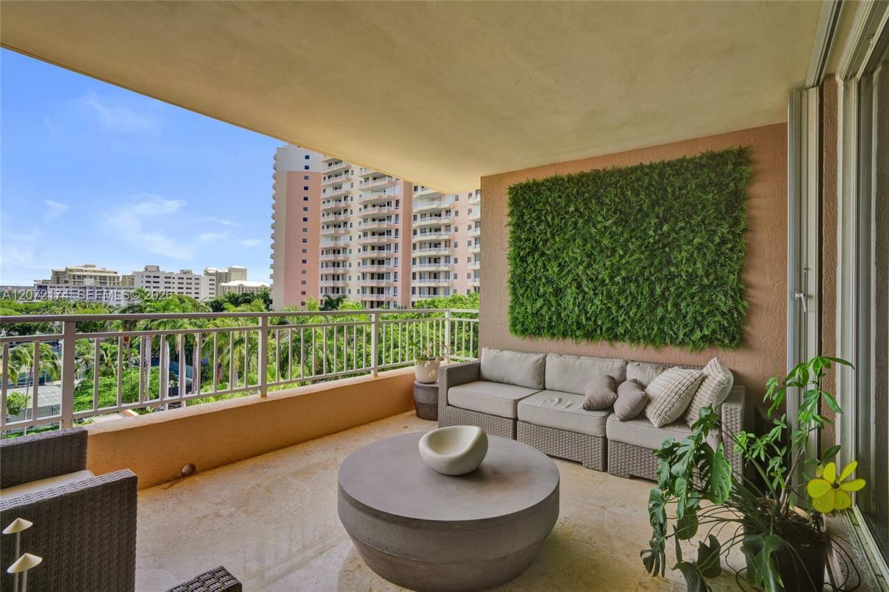 765 Crandon Blvd , Unit 603, Key Biscayne, FL 33149 Photo