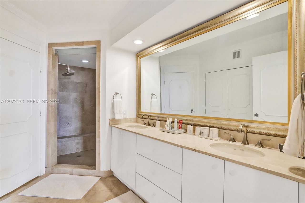 765 Crandon Blvd , Unit 603, Key Biscayne, FL 33149 Photo