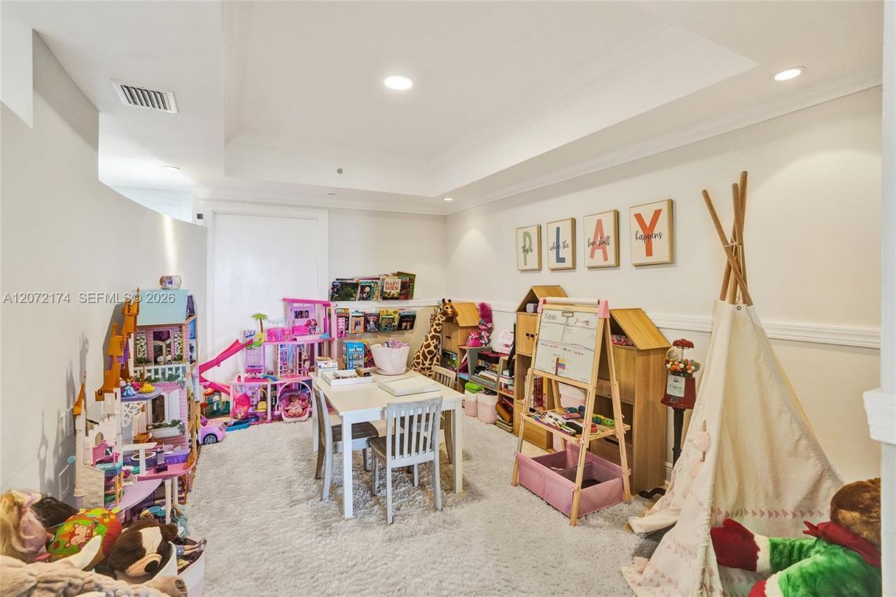 765 Crandon Blvd , Unit 603, Key Biscayne, FL 33149 Photo