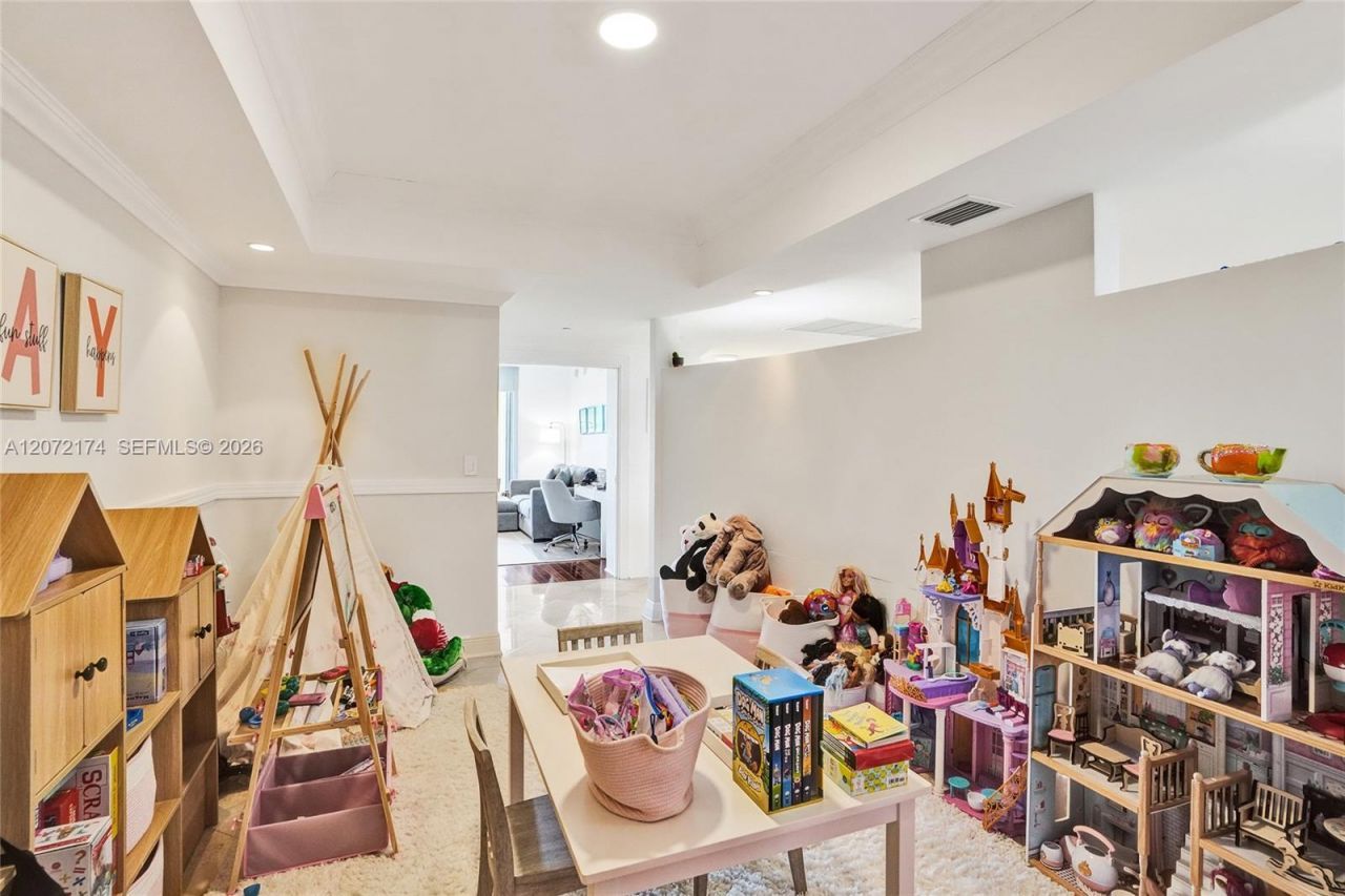 765 Crandon Blvd , Unit 603, Key Biscayne, FL 33149 Photo