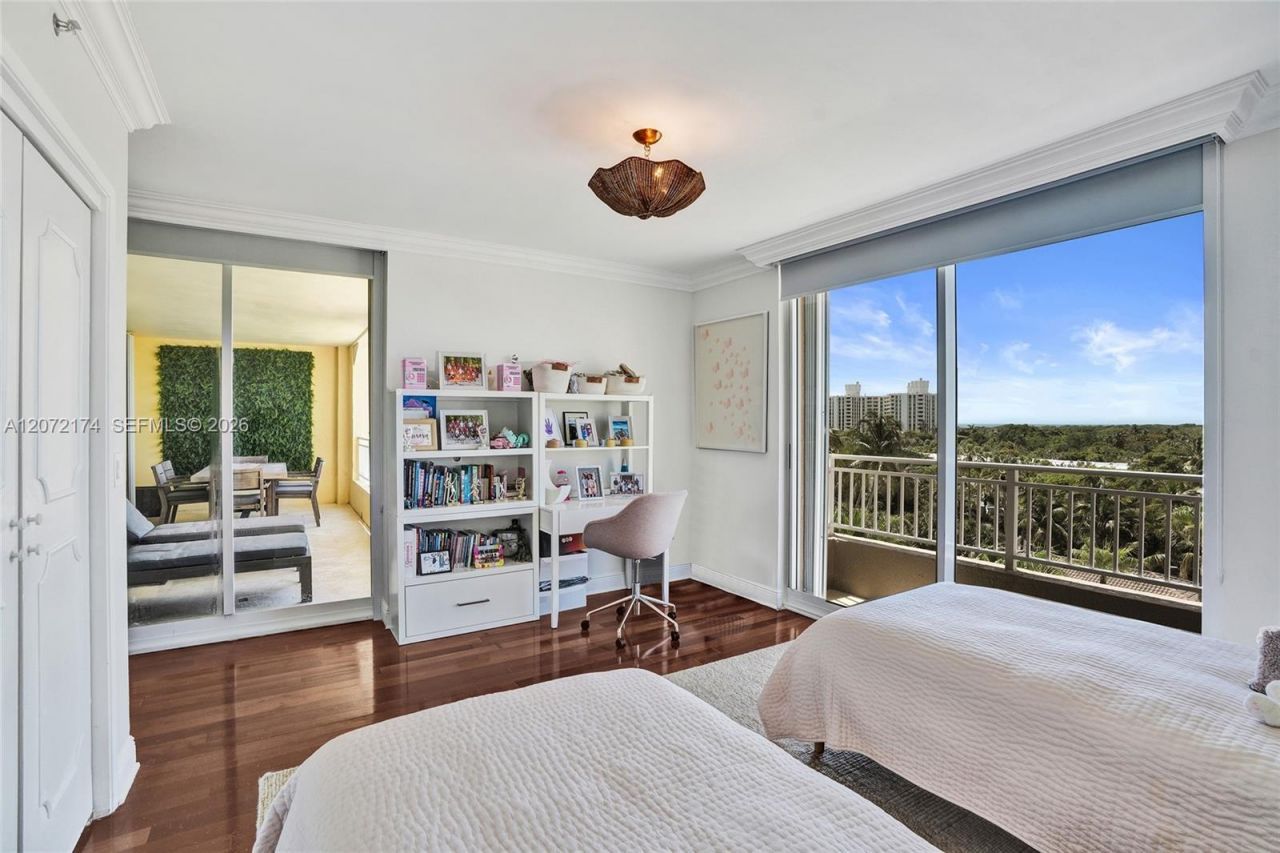 765 Crandon Blvd , Unit 603, Key Biscayne, FL 33149 Photo