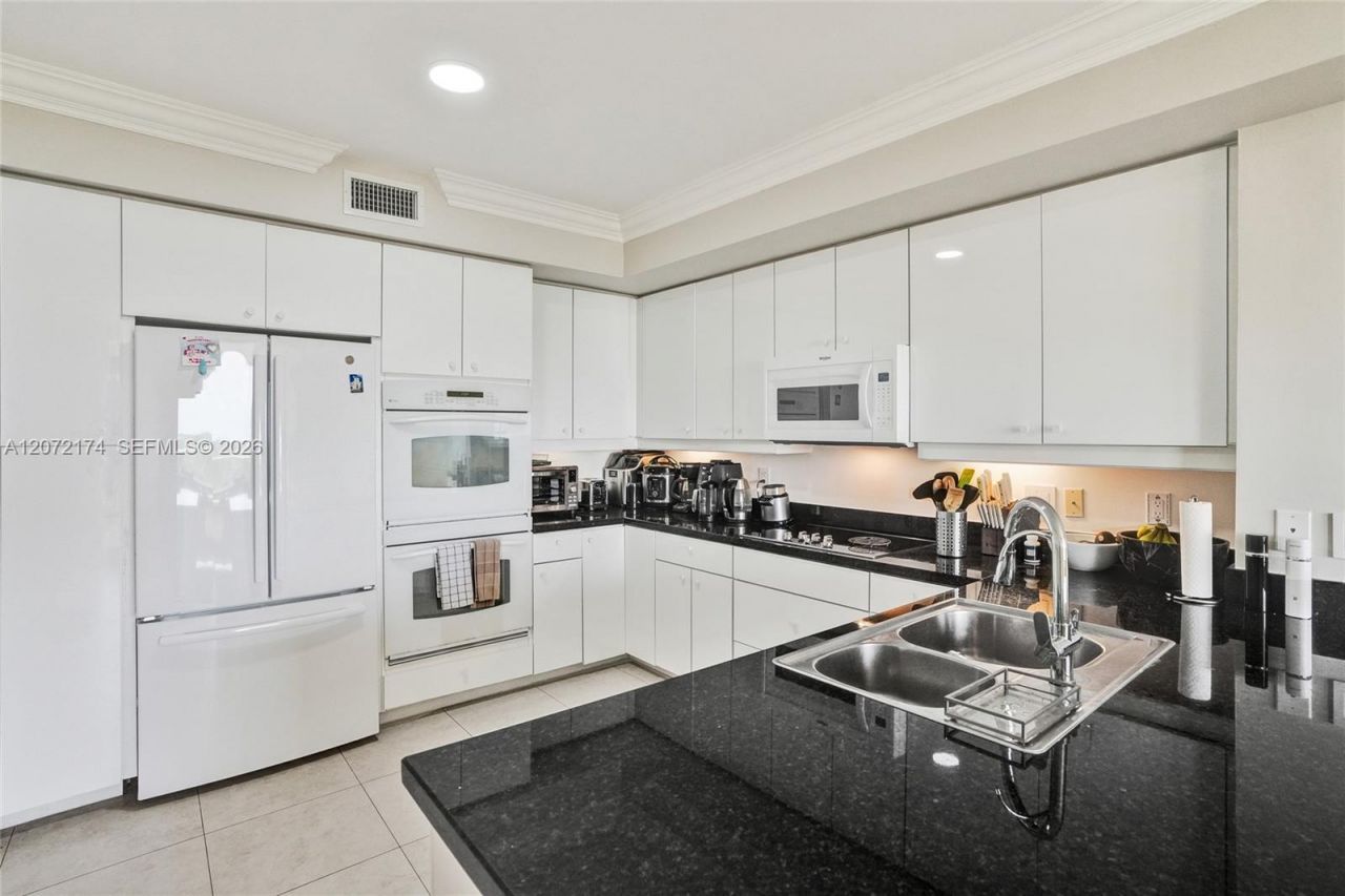 765 Crandon Blvd , Unit 603, Key Biscayne, FL 33149 Photo