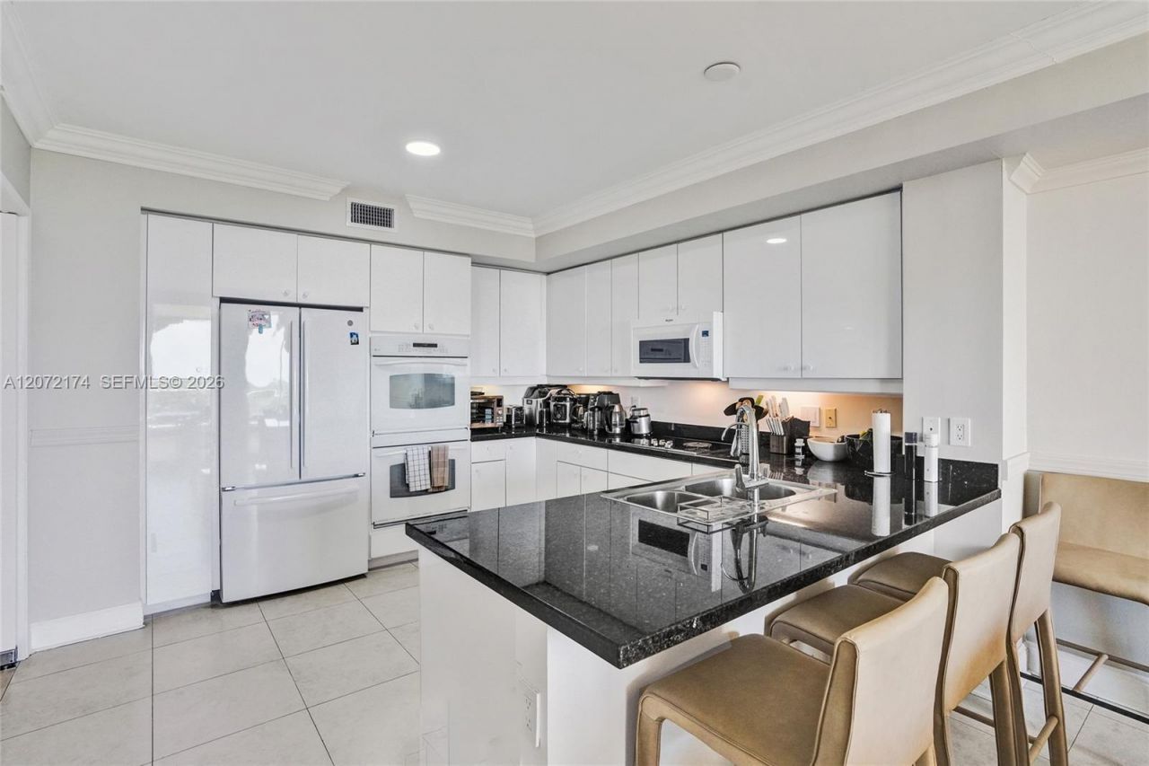 765 Crandon Blvd , Unit 603, Key Biscayne, FL 33149 Photo