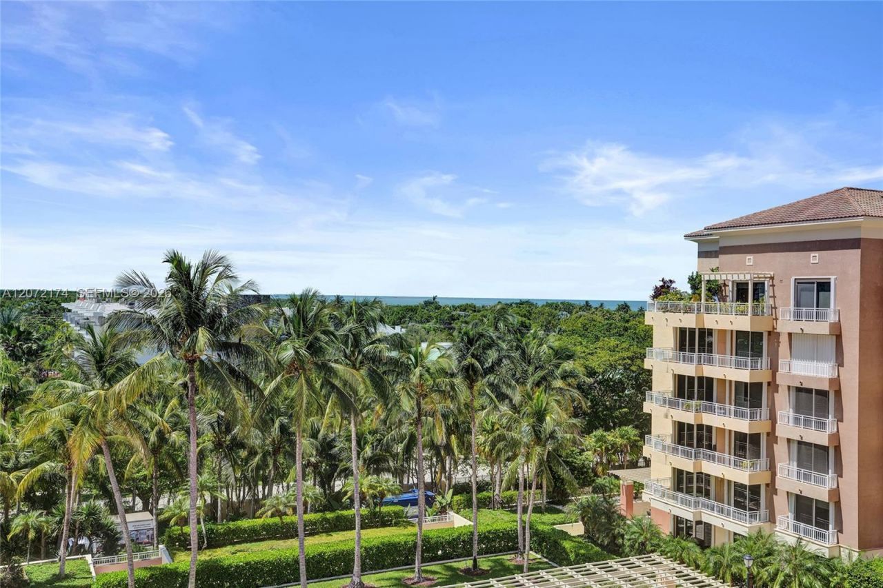 765 Crandon Blvd , Unit 603, Key Biscayne, FL 33149 Photo
