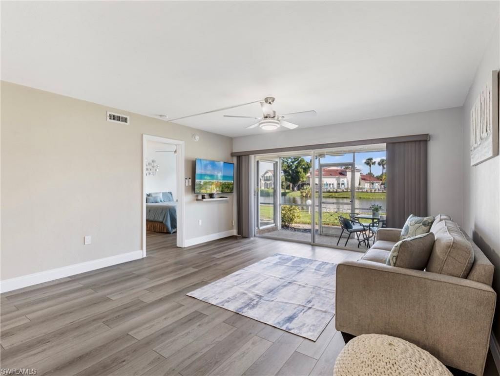 5471 Peppertree Dr, Unit 7, Fort Myers, FL 33908 Photo