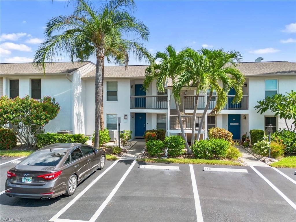5471 Peppertree Dr, Unit 7, Fort Myers, FL 33908 Photo