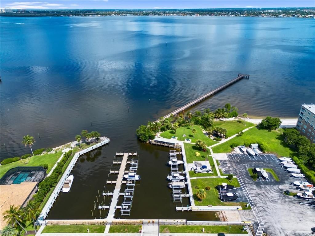 5471 Peppertree Dr, Unit 7, Fort Myers, FL 33908 Photo