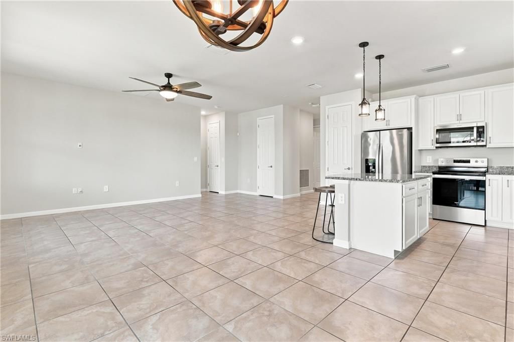 3721 E Hampton Cir, Alva, FL 33920 Photo