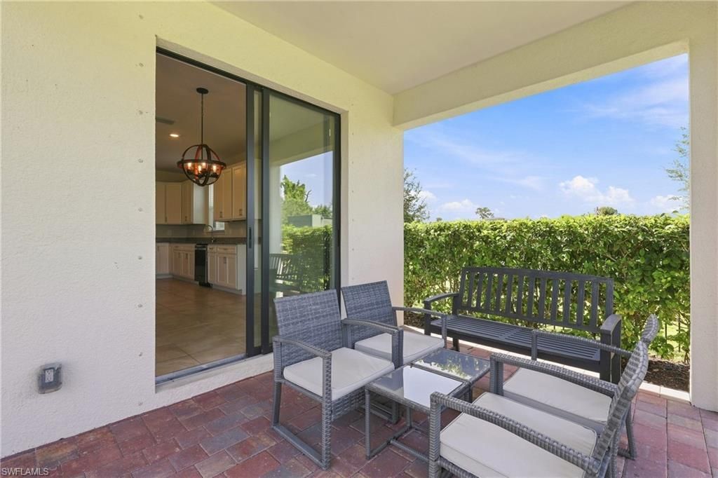 3721 E Hampton Cir, Alva, FL 33920 Photo