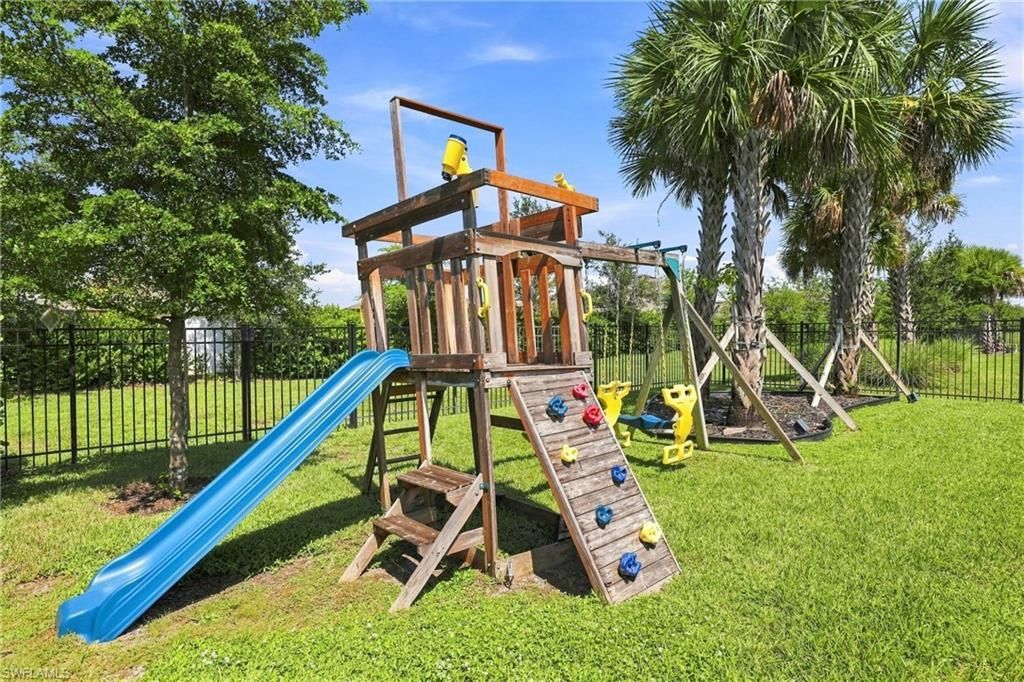 3721 E Hampton Cir, Alva, FL 33920 Photo