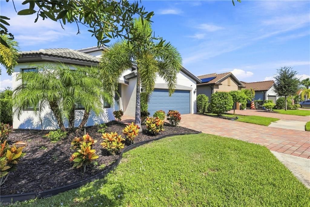 3721 E Hampton Cir, Alva, FL 33920 Photo