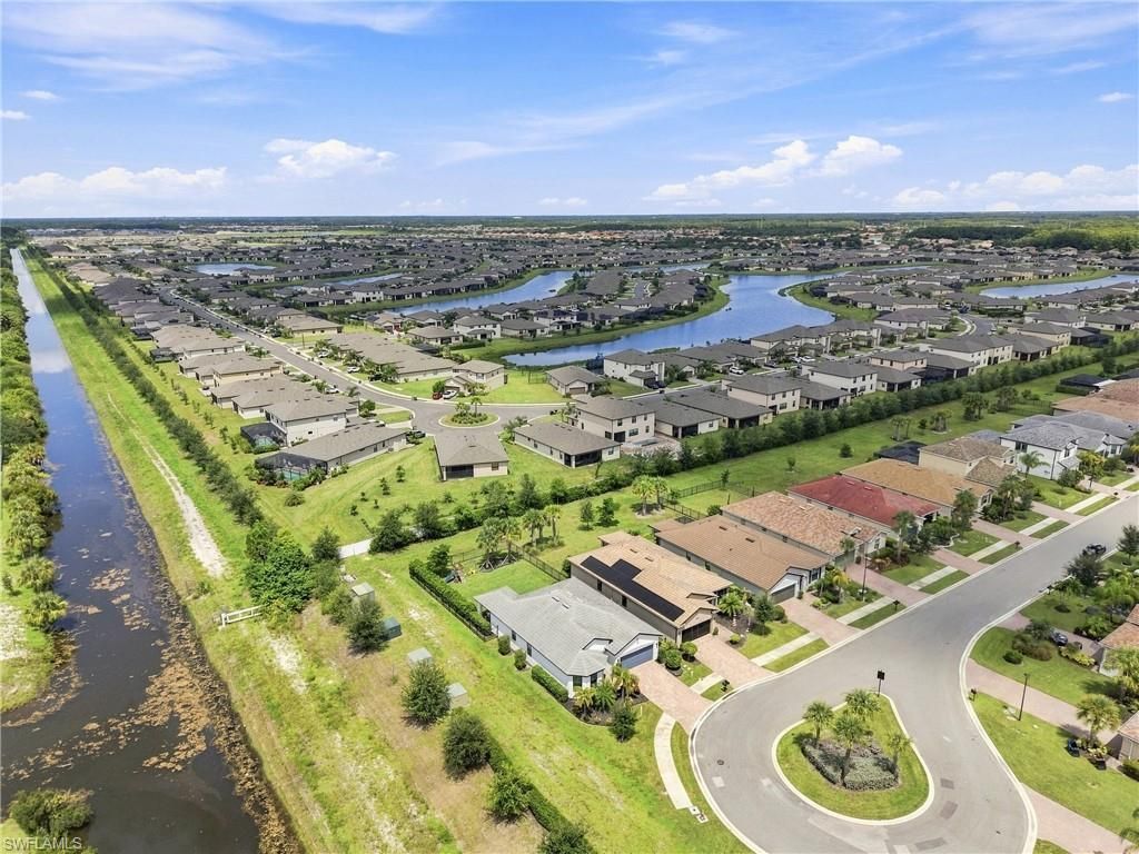 3721 E Hampton Cir, Alva, FL 33920 Photo