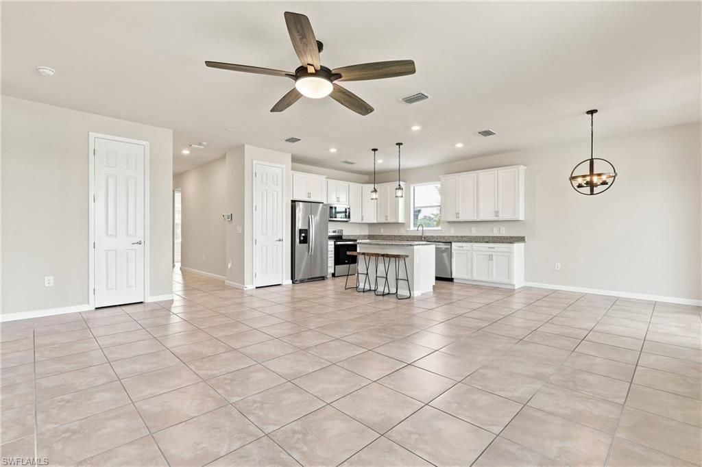 3721 E Hampton Cir, Alva, FL 33920 Photo