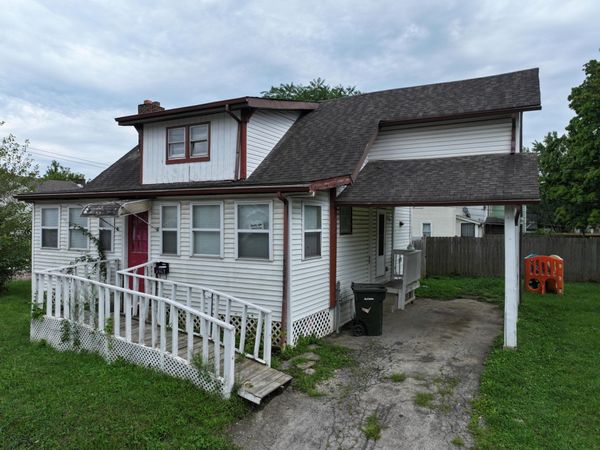 2563 Fremont Street , Columbus, OH 43204