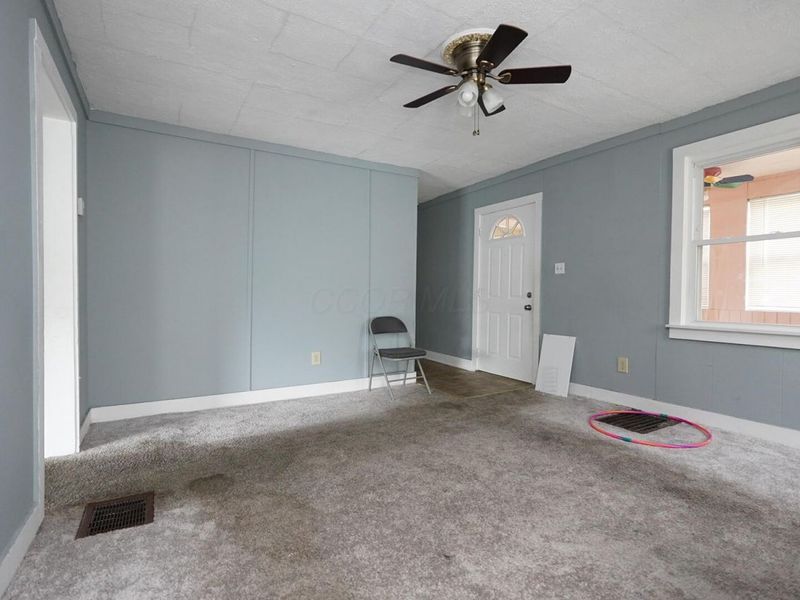 2563 Fremont Street , Columbus, OH 43204 Photo 16