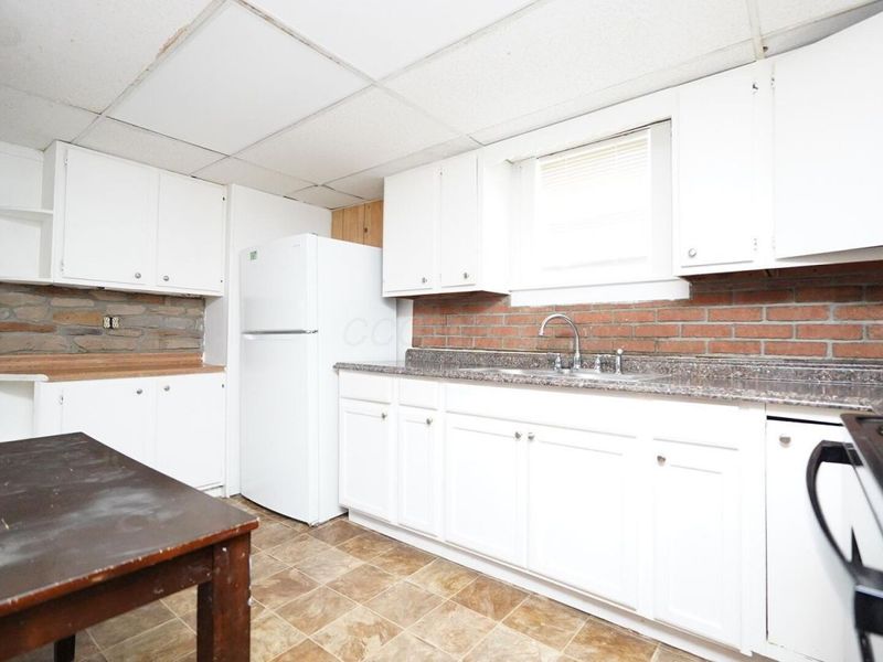 2563 Fremont Street , Columbus, OH 43204 Photo 7