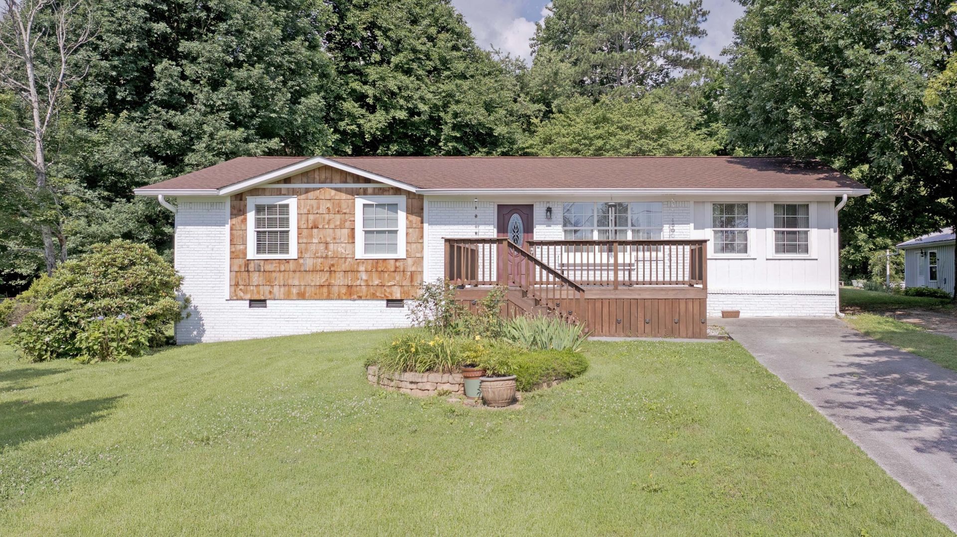 418 Haywood Lane, Dayton, TN 37321 Main Photo