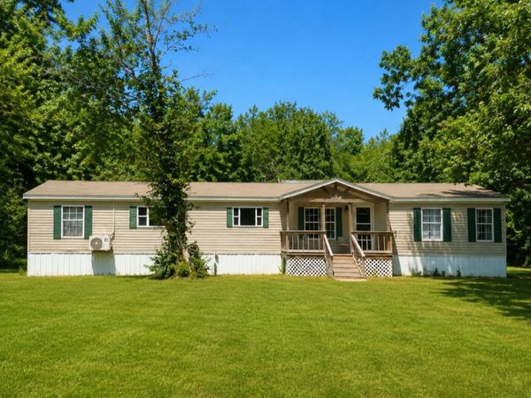409713 E 1080 Road, Checotah, OK 74426