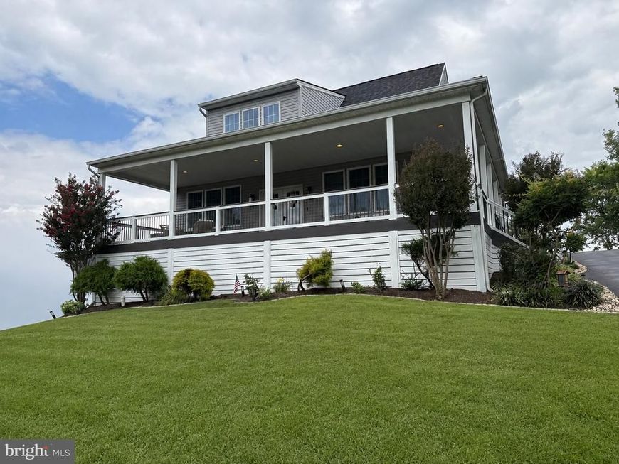 20 Burns Road, Spring Grove, PA 17362 Main Photo