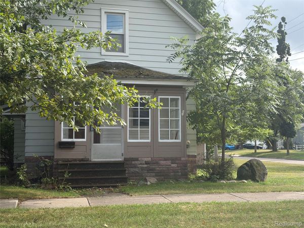 329 1st Street, Rochester, Mi 48307