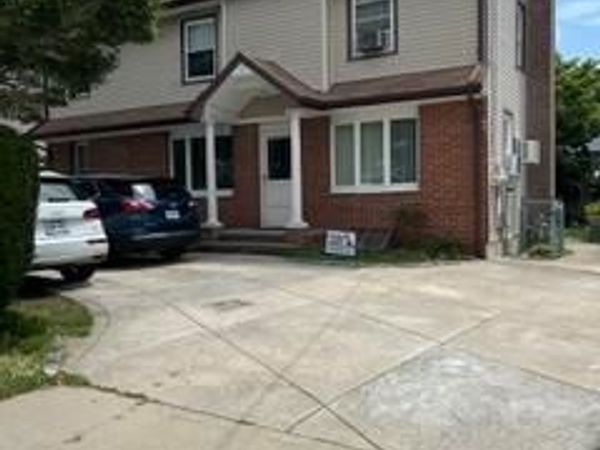 216 Broadway, Huntington, NY 11743