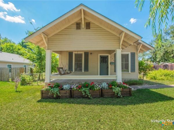 738 N Wall Street , Belton, TX 76513
