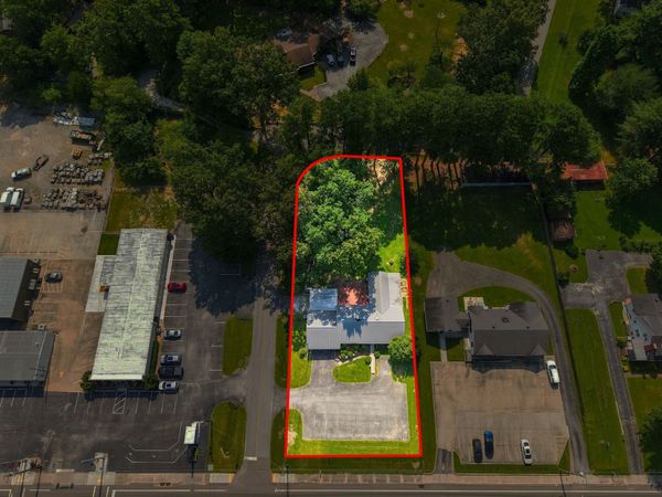 905 McArthur St , Manchester, TN 37355