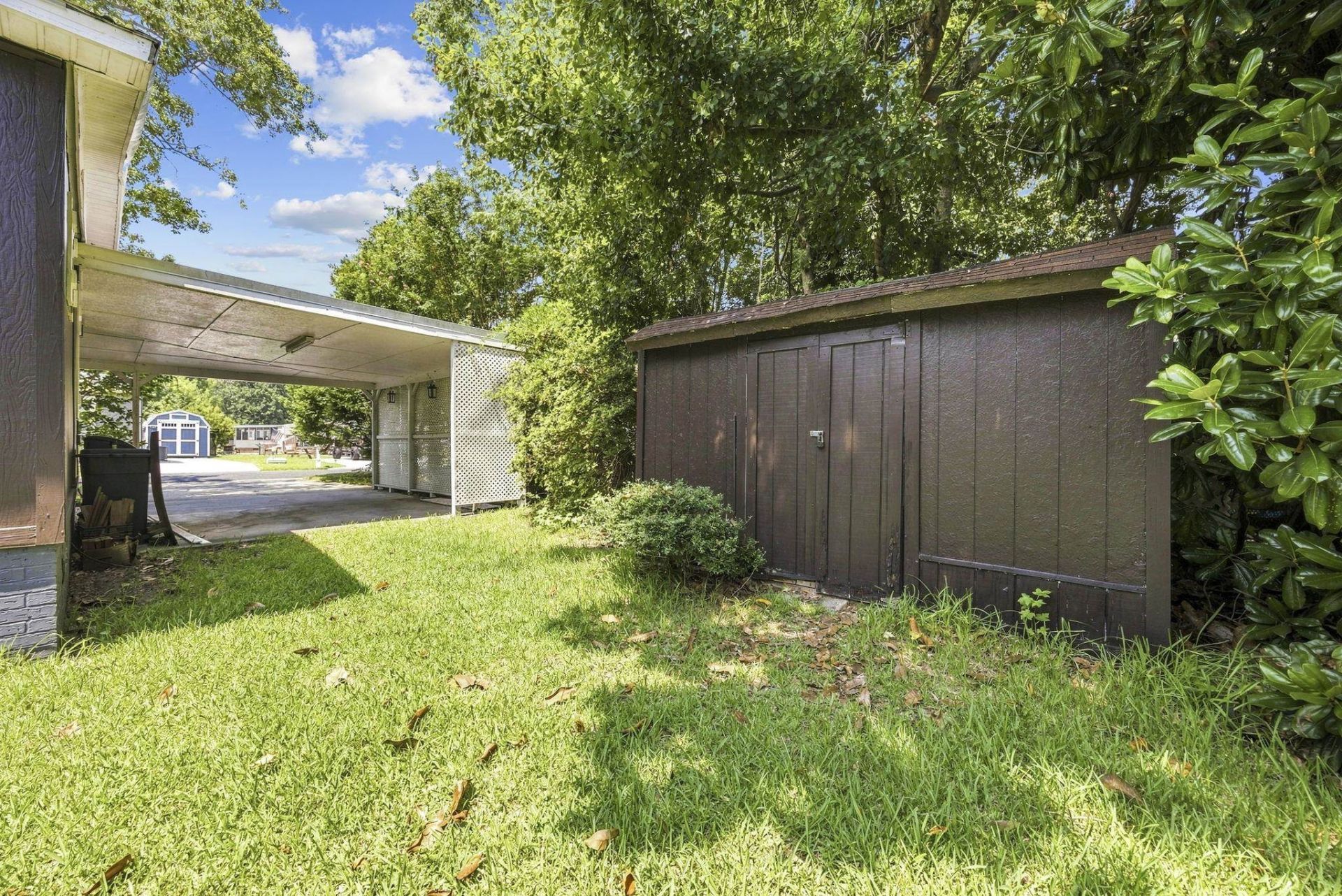 728 Garden Lake Dr. Photo 28