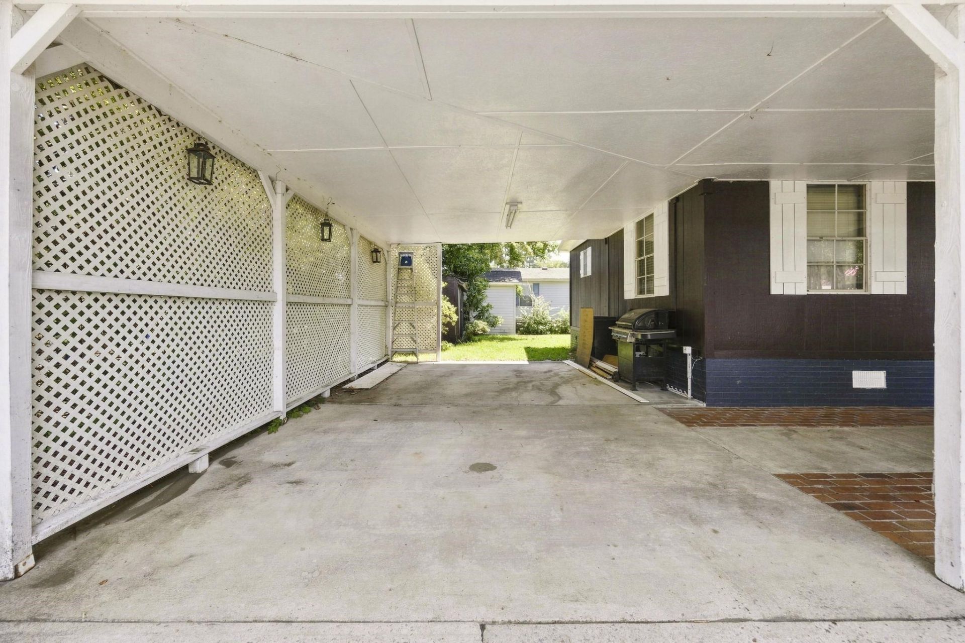 728 Garden Lake Dr. Photo 29