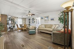 728 Garden Lake Dr. photo 4