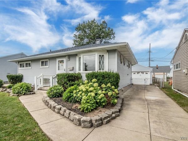 270 Floradale Avenue, Tonawanda, NY 14150