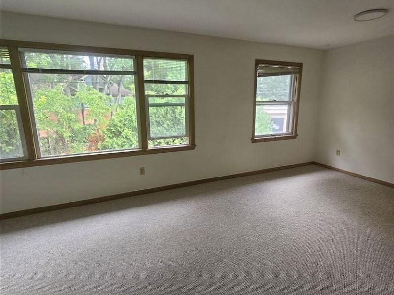 2545 Kenilworth Street, Unit 11, Cleveland Heights, OH 44106 Photo 3
