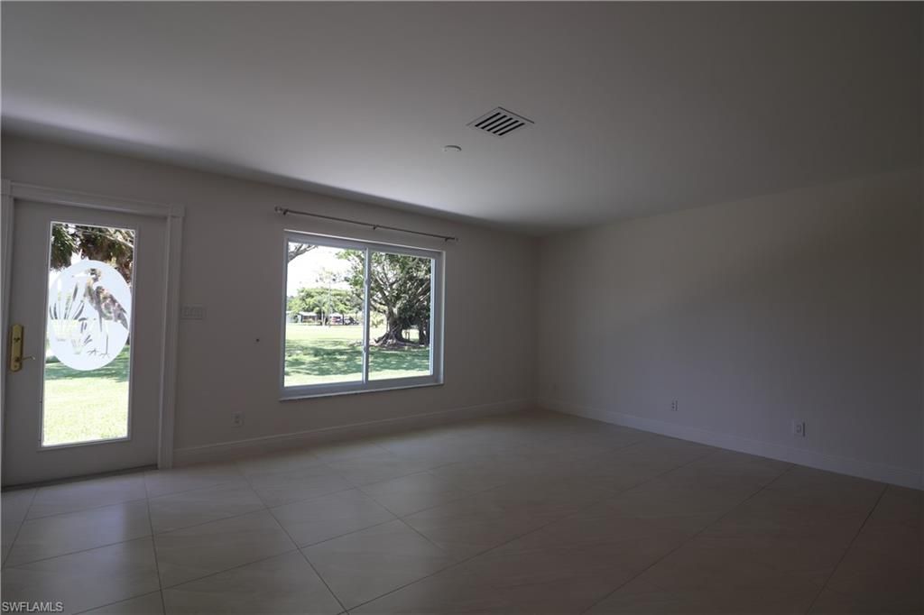5332 Myrtle Ln , Naples, FL 34113 Photo