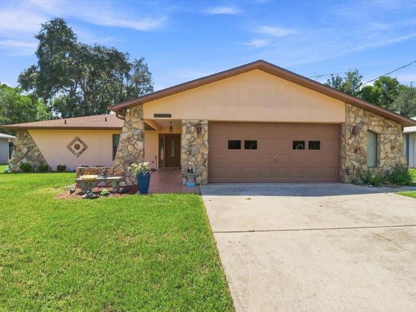 8830 N AMBOY DRIVE, CITRUS SPRINGS, FL 34433