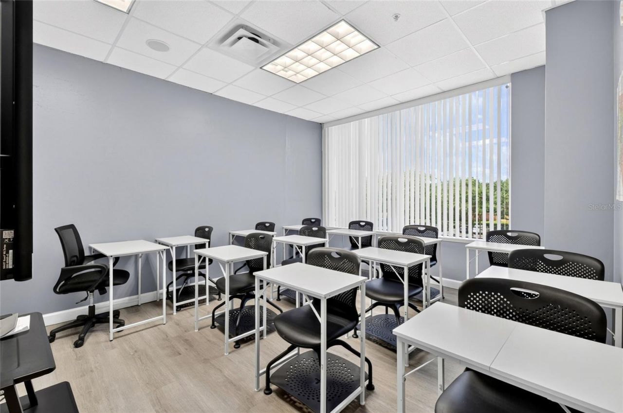 6200 Metrowest Boulevard, Unit 205, Orlando, FL 32835 Photo