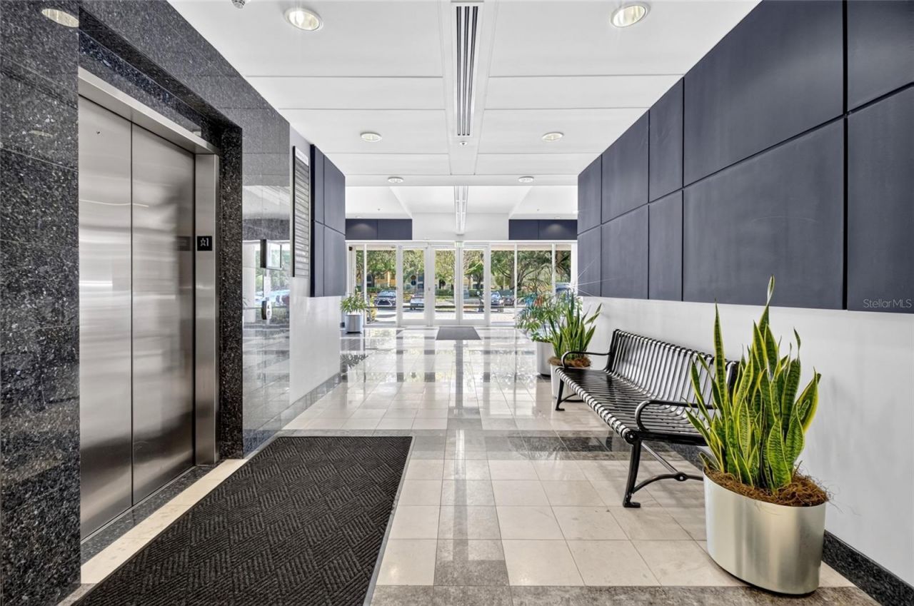 6200 Metrowest Boulevard, Unit 205, Orlando, FL 32835 Photo