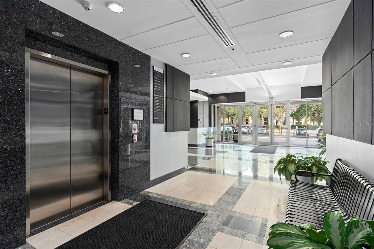 6200 Metrowest Boulevard, Unit 205, Orlando, FL 32835 Photo