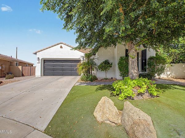 3057 S HALSTED Drive, Chandler, AZ 85286