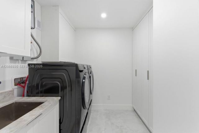 291 E Shore Dr E , Miami, FL 33133 Photo