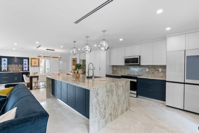 291 E Shore Dr E , Miami, FL 33133 Photo