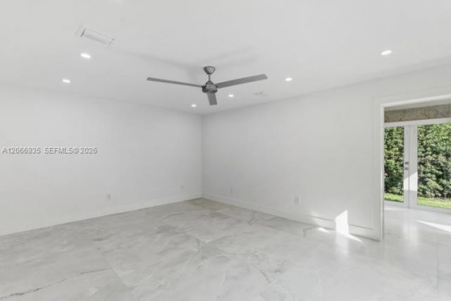 291 E Shore Dr E , Miami, FL 33133 Photo