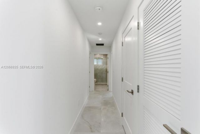 291 E Shore Dr E , Miami, FL 33133 Photo